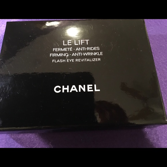 chanel eye revitalizer